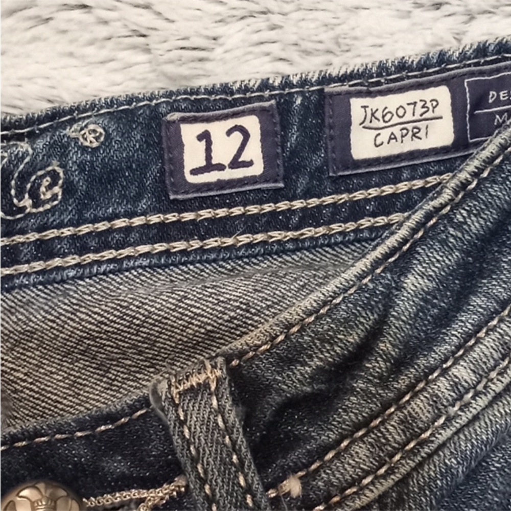 Miss Me Blue Embellished Capri Size 12 - Picture 5 of 6